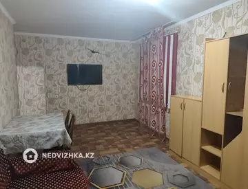 2-комнатная квартира, этаж 4 из 5, 44 м²