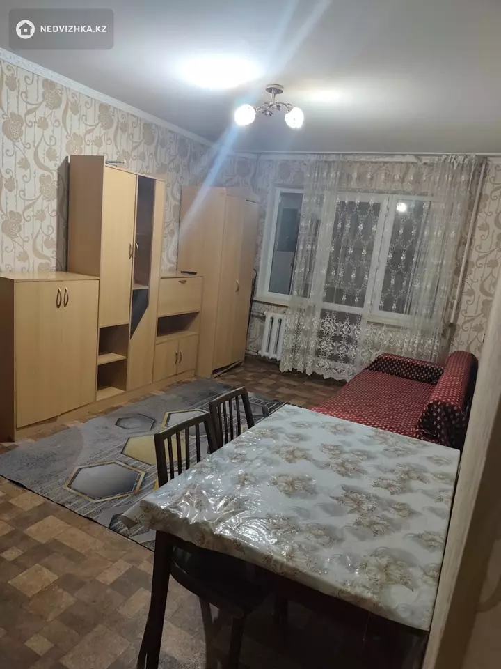 2-комнатная квартира, этаж 4 из 5, 44 м², фотография 3