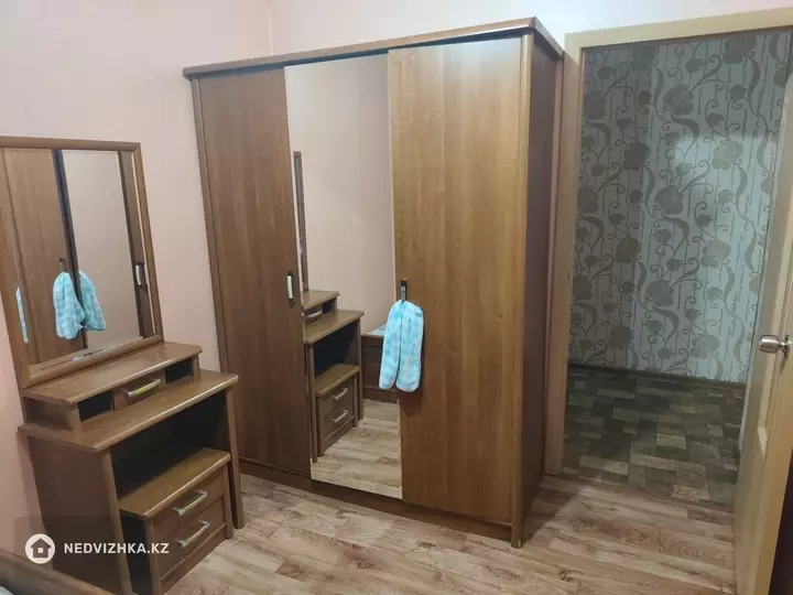 2-комнатная квартира, этаж 4 из 5, 44 м², фотография 4