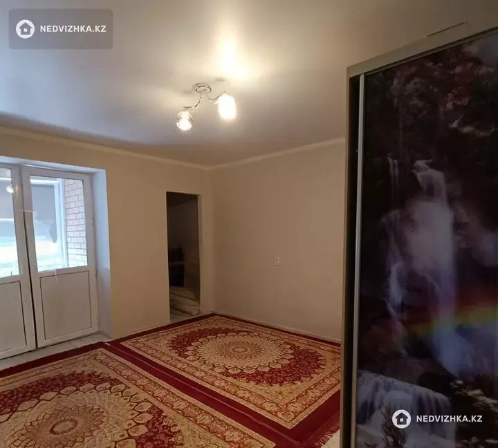 3-комнатная квартира, этаж 3 из 9, 83 м²
