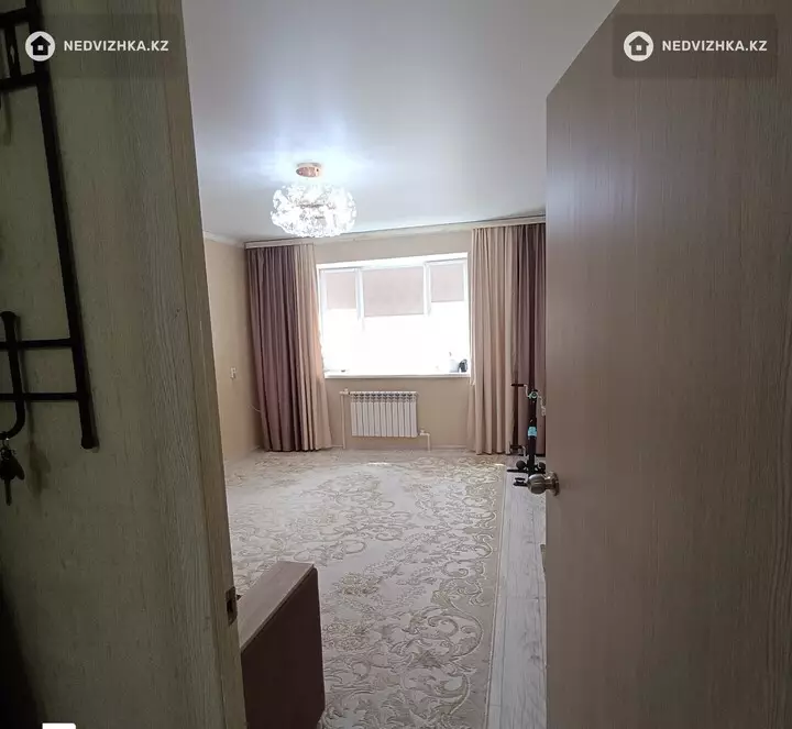 3-комнатная квартира, этаж 3 из 9, 83 м², фотография 2