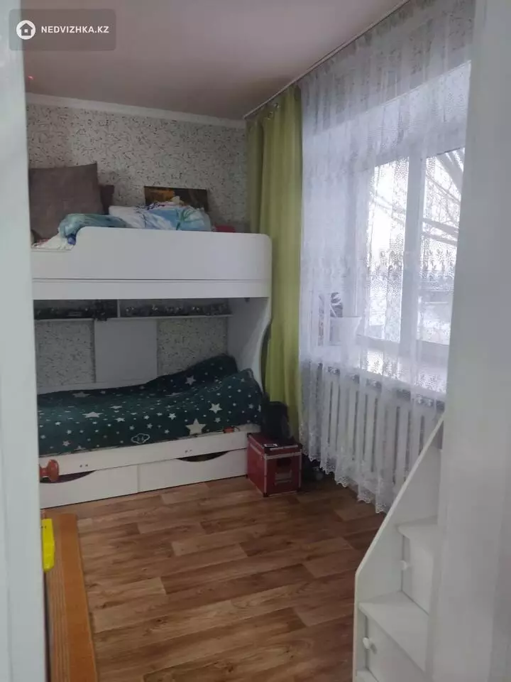 2-комнатная квартира, этаж 2 из 2, 54 м², фотография 5