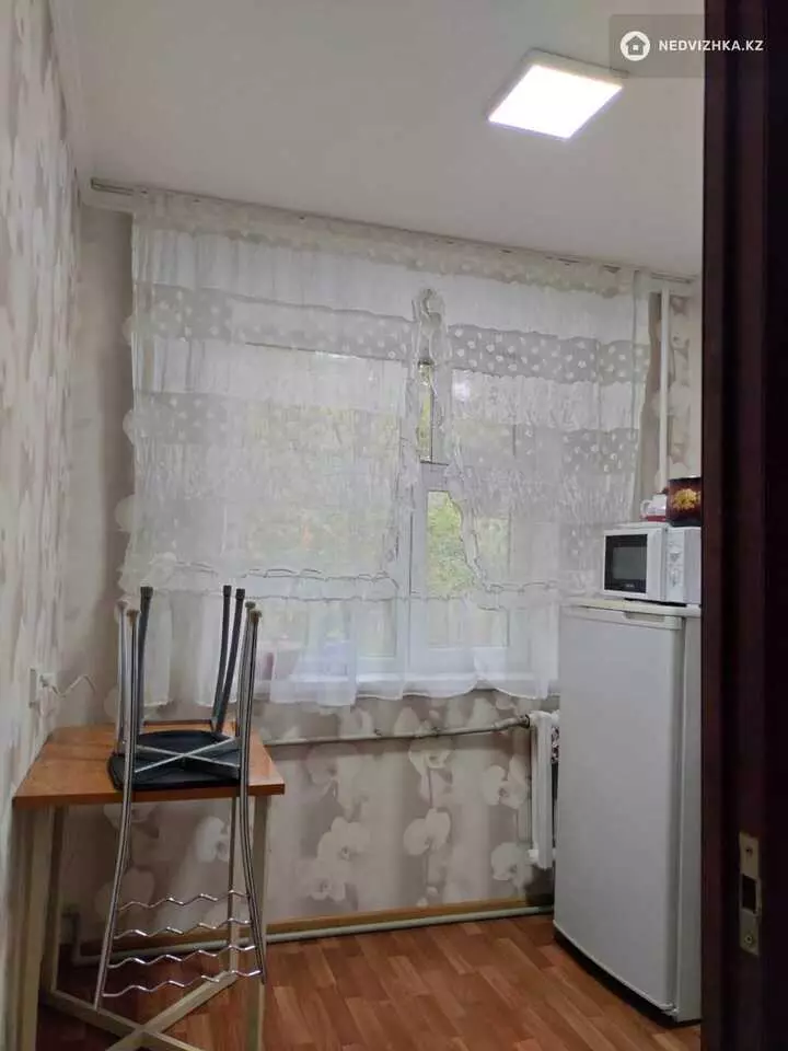1-комнатная квартира, этаж 2 из 5, 32 м², фотография 4