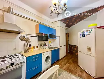 2-комнатная квартира, этаж 2 из 5, 90 м², миниатюра 2
