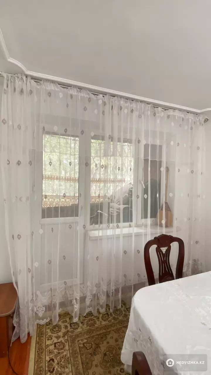 3-комнатная квартира, этаж 3 из 5, 63 м², фотография 3