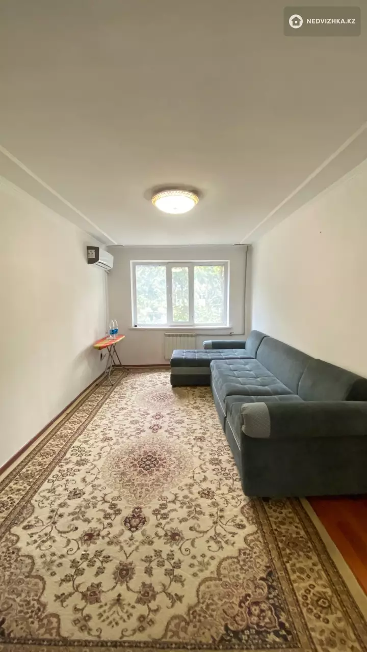 3-комнатная квартира, этаж 3 из 5, 63 м², фотография 4
