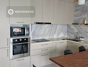 3-комнатная квартира, этаж 13 из 22, 79 м²