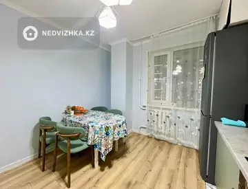 2-комнатная квартира, этаж 10 из 13, 56 м², миниатюра 5