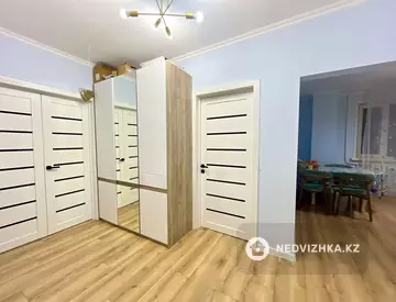 2-комнатная квартира, этаж 10 из 13, 56 м², миниатюра 9