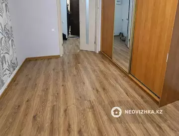 1-комнатная квартира, этаж 4 из 9, 48 м², миниатюра 1
