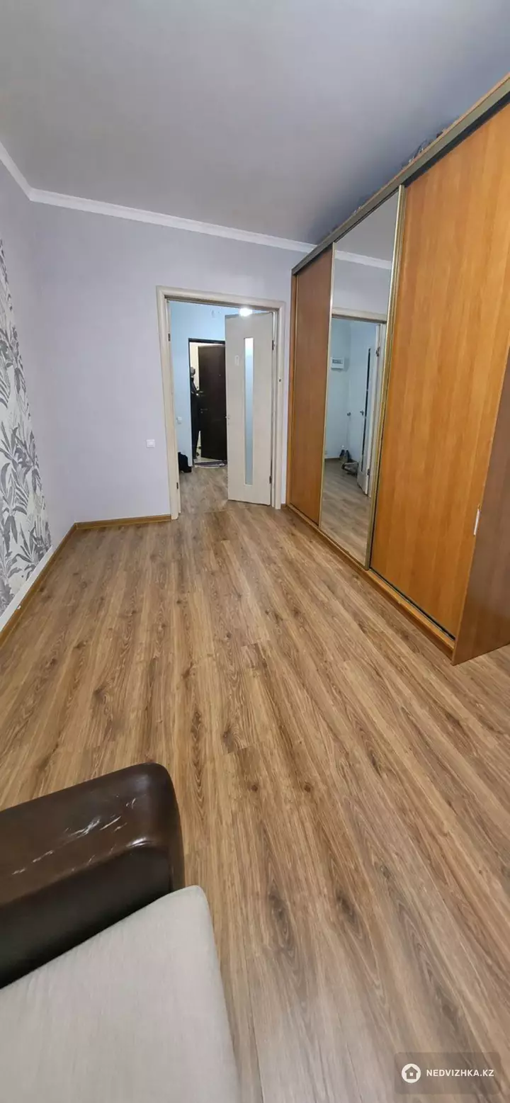 1-комнатная квартира, этаж 4 из 9, 48 м²