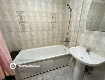 1-комнатная квартира, этаж 9 из 18, 33 м², миниатюра 4