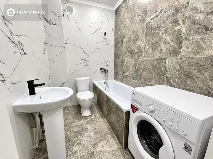 1-комнатная квартира, этаж 6 из 9, 32 м², фотография 2