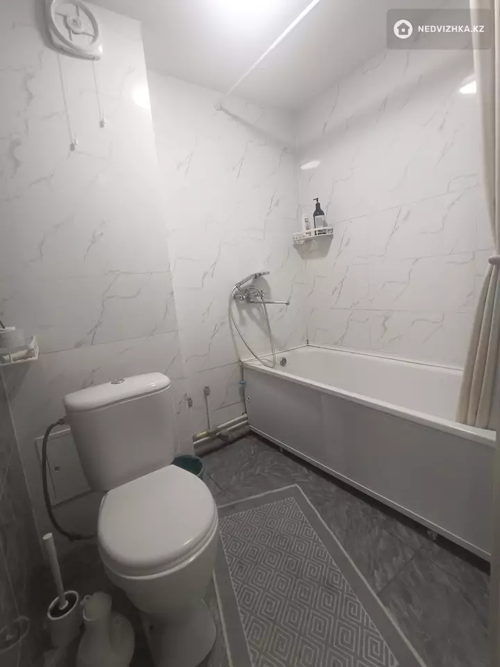 1-комнатная квартира, этаж 3 из 5, 35 м², По часам, фотография 5