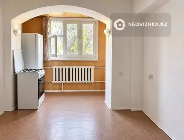 2-комнатная квартира, этаж 2 из 5, 51 м², миниатюра 5