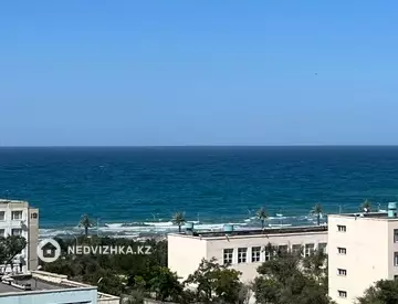 1-комнатная квартира, этаж 3 из 5, 38 м², Посуточно
