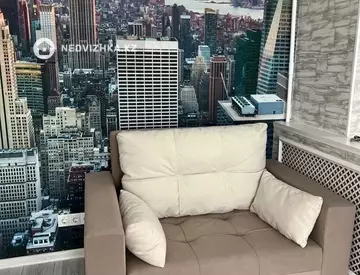 1-комнатная квартира, этаж 3 из 5, 38 м², Посуточно