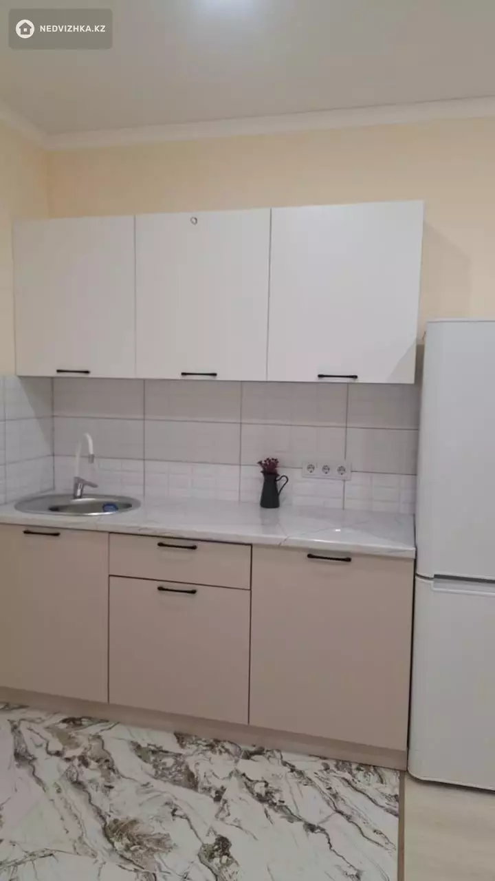 1-комнатная квартира, этаж 3 из 5, 30 м², фотография 2