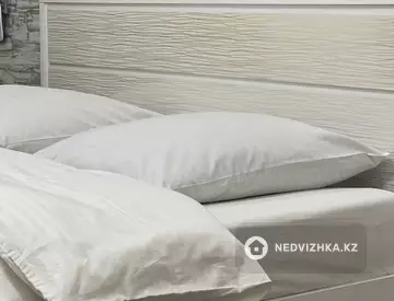 1-комнатная квартира, этаж 2 из 5, 48 м², Посуточно