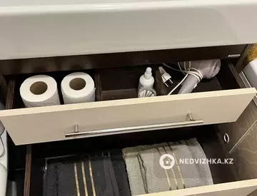 1-комнатная квартира, этаж 2 из 5, 48 м², Посуточно, миниатюра 11