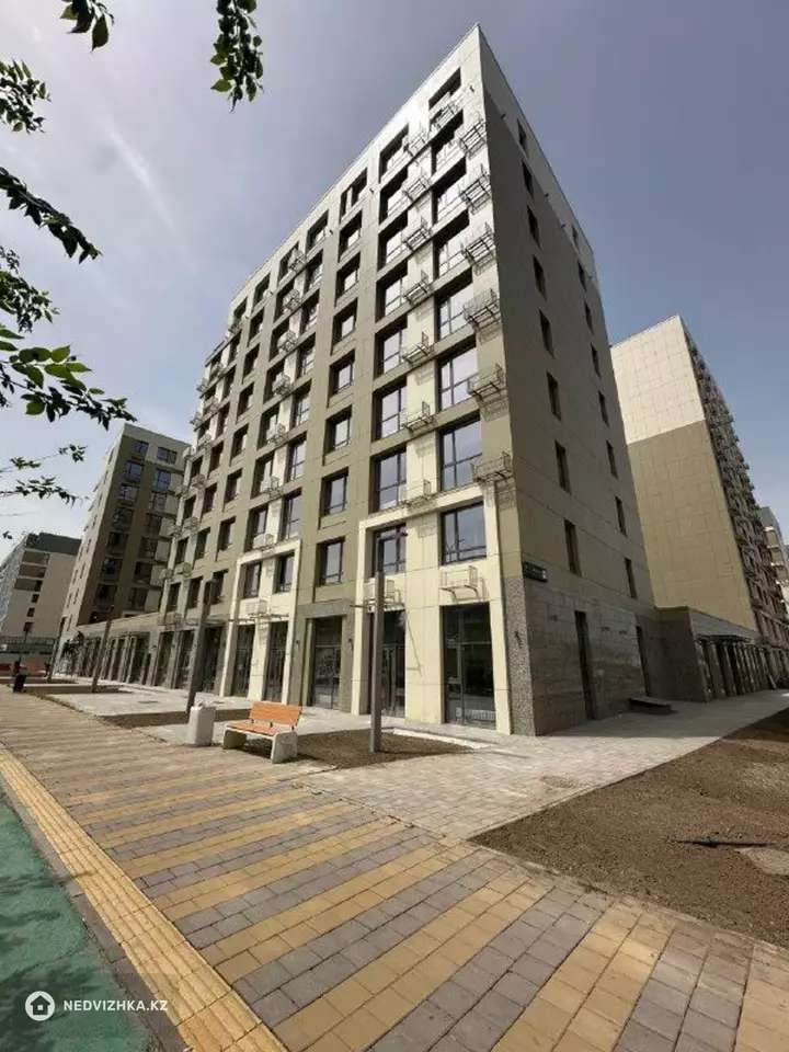 Офис, Салон и др., этаж 1 из 12, 120 м², На длительный срок