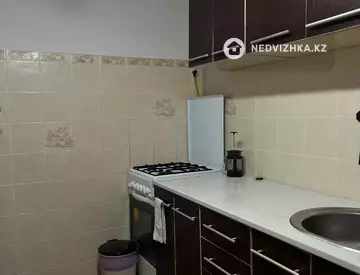 1-комнатная квартира, этаж 1 из 5, 48 м², Посуточно, миниатюра 10
