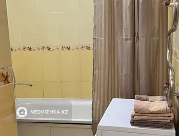 1-комнатная квартира, этаж 1 из 5, 48 м², Посуточно, миниатюра 12