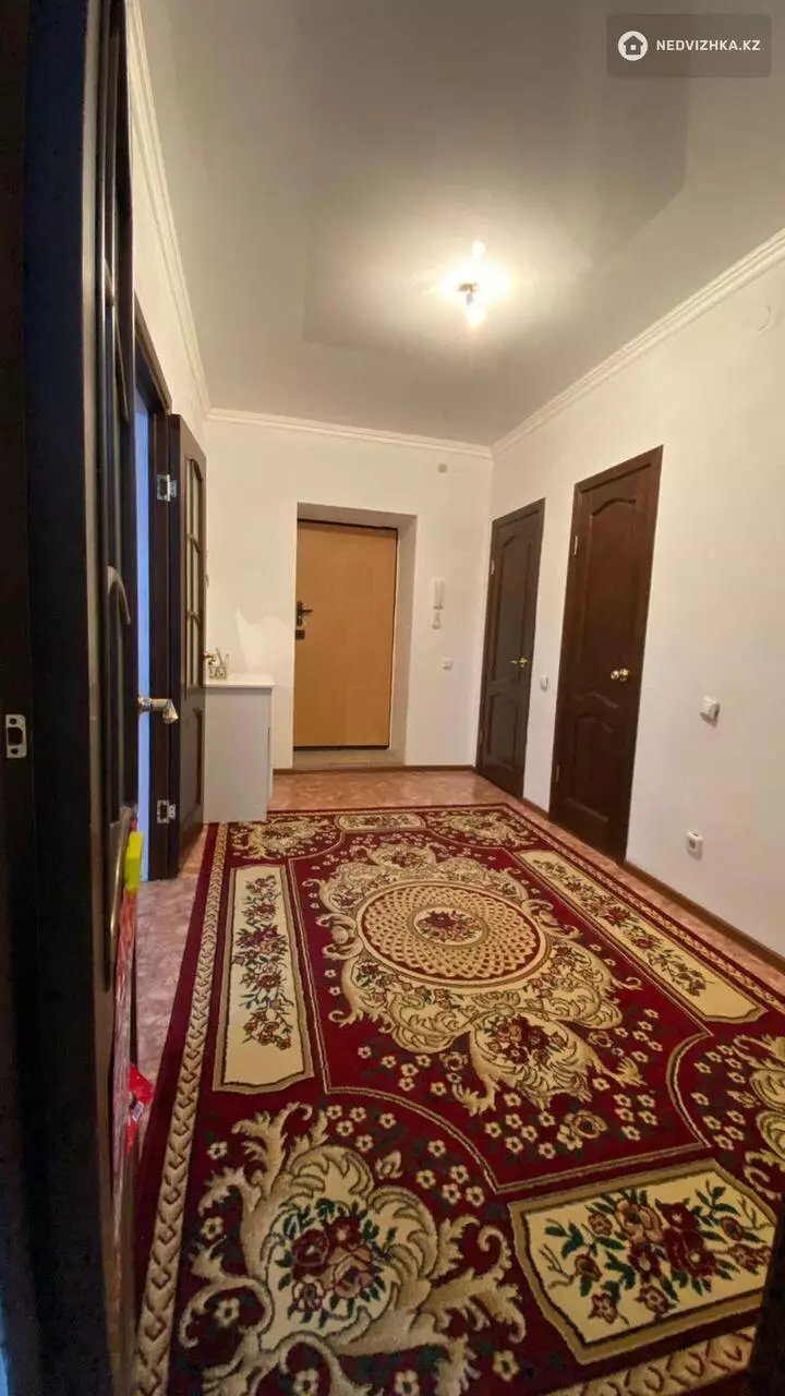 1-комнатная квартира, этаж 3 из 9, 47 м², фотография 2