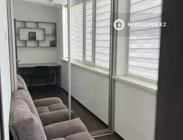 2-комнатная квартира, этаж 3 из 5, 54 м², Посуточно, миниатюра 7