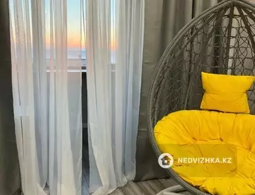 3-бөлмелі пәтер, қабат 4 барлық қабат саны 5, 72 м², Посуточно, 9-нобай