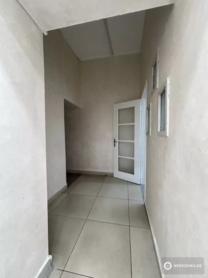 Офис, Магазин и др., этаж 1 из 5, 187 м², На длительный срок, фотография 2