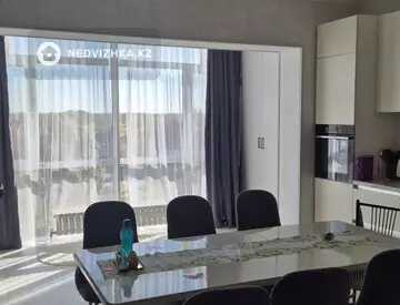 3-комнатная квартира, этаж 5 из 5, 138 м²