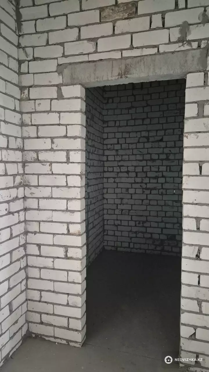 1-комнатная квартира, этаж 2 из 3, 48 м², фотография 5
