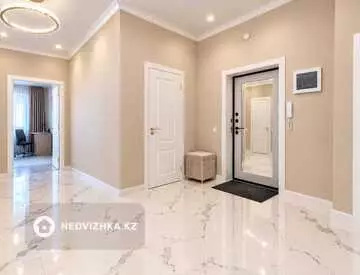 2-бөлмелі пәтер, қабат 7 барлық қабат саны 10, 82 м², 8-нобай