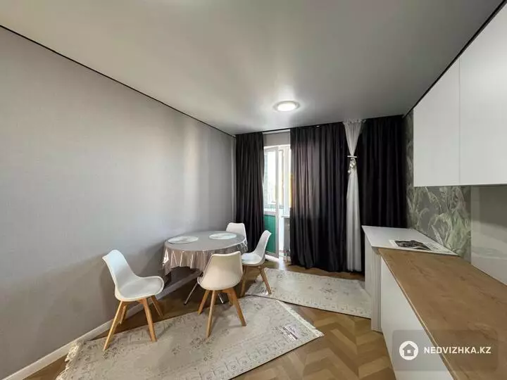 1-комнатная квартира, этаж 10 из 23, 38 м², фотография 3