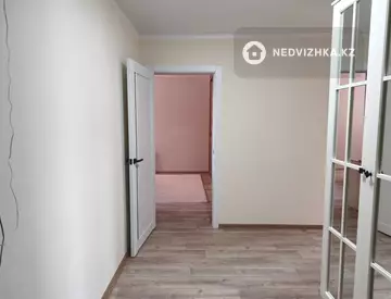 2-комнатная квартира, этаж 4 из 9, 64 м²