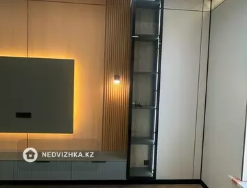 2-комнатная квартира, этаж 9 из 9, 49 м², миниатюра 4