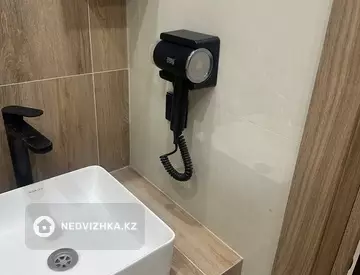 2-комнатная квартира, этаж 9 из 9, 49 м², миниатюра 6