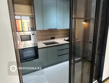 2-комнатная квартира, этаж 9 из 9, 49 м², миниатюра 12