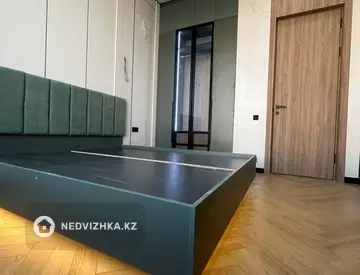 2-комнатная квартира, этаж 9 из 9, 49 м², миниатюра 9