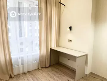 3-комнатная квартира, этаж 5 из 17, 56 м², миниатюра 12