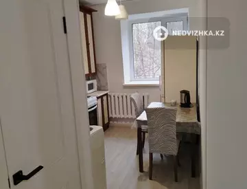 2-комнатная квартира, этаж 1 из 9, 47 м², На длительный срок