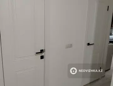 2-комнатная квартира, этаж 1 из 9, 47 м², На длительный срок, миниатюра 6