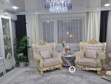 2-комнатная квартира, этаж 4 из 5, 98 м²
