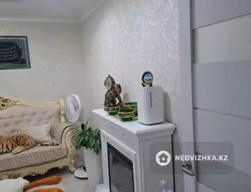 2-комнатная квартира, этаж 4 из 5, 98 м²