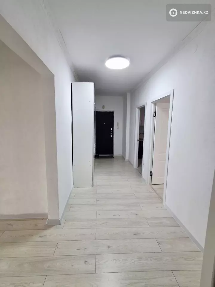 2-комнатная квартира, этаж 3 из 9, 70 м², На длительный срок, фотография 4