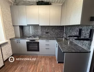 1-комнатная квартира, этаж 4 из 5, 35 м², миниатюра 6