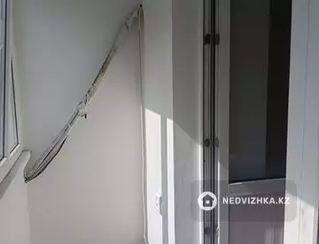 2-комнатная квартира, этаж 3 из 5, 52 м², миниатюра 5