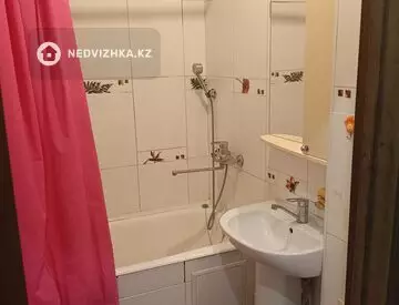 2-комнатная квартира, этаж 3 из 5, 52 м², миниатюра 7