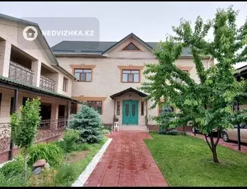6-комнатный дом, 12 соток, 300 м²